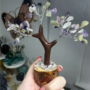 Gemstone Wire Tree with Amethyst, Jade & Clear Quartz Crystals